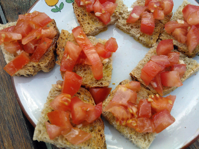 Bruschetta med tomat