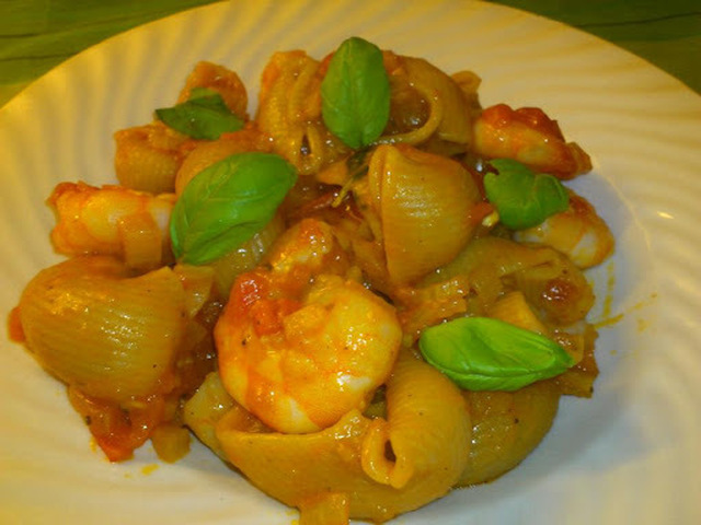 Scampi med lumaconi og hot tomatsaus ღ☼