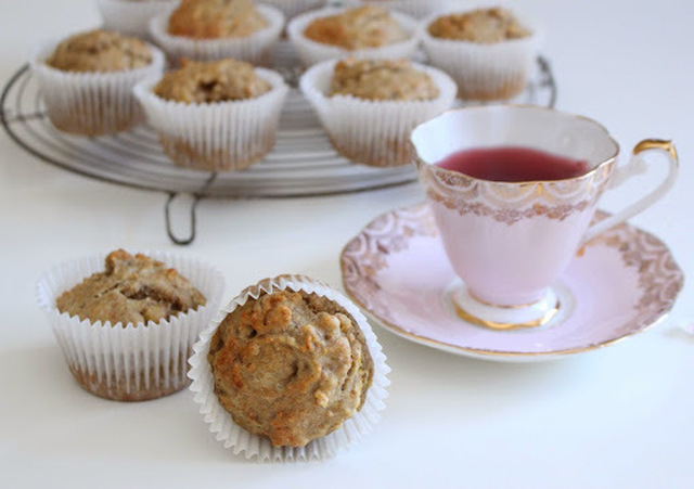 Grove muffins med banan og pære