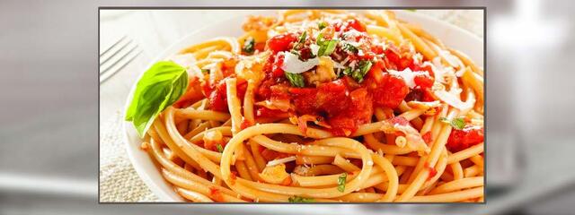 Spaghetti med tomatsaus
