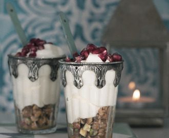 Yoghurt med fløyelsmyk rosesmak