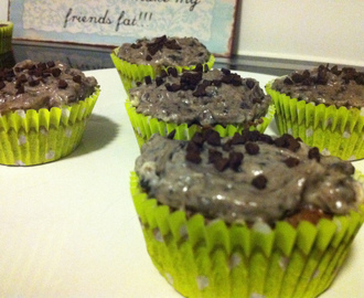 Sjokolademuffins med OREOtopping