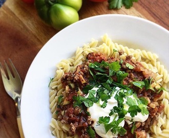 Pasta og kjøttsaus