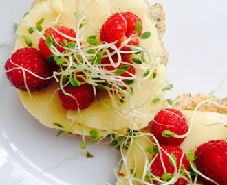 Proteinrikt havrebrød, uten heving.