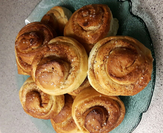 Kanelboller u/egg og melk