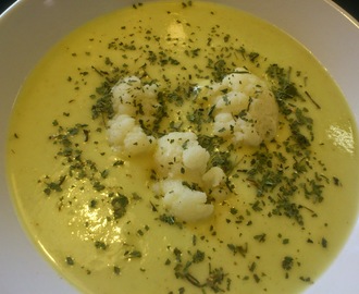 BLOMKÅLSUPPE MED KARRI