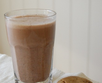 Chocolate chip cookies milkshake