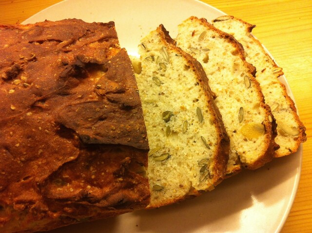 Glutenfritt brød med gresskarkjerner