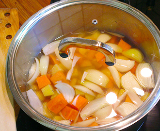 Barnemat: Potetsuppe med brød