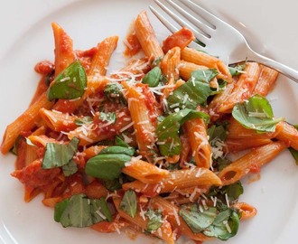 PASTA ARRABBIATA