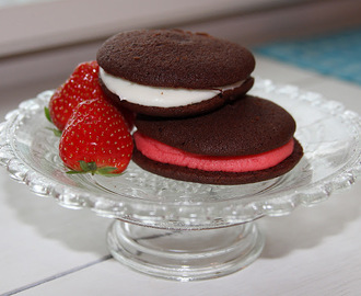 Devil's Whoopie Pies