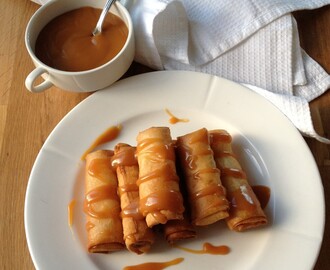 Banana Lumpia - Bananvårruller med karamellsaus