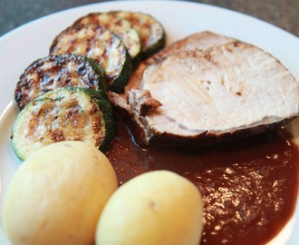 Raud svinefilet med grilla squash