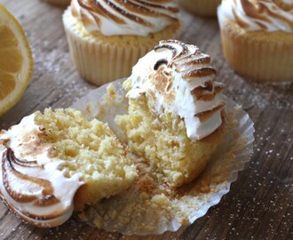 Lemon meringue cupcakes