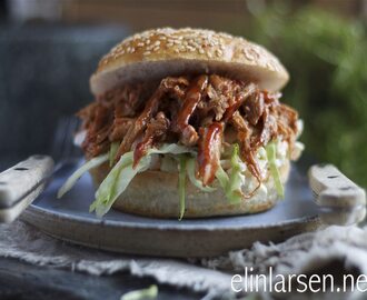 Pulled pork- langtidsstekt svinenakke