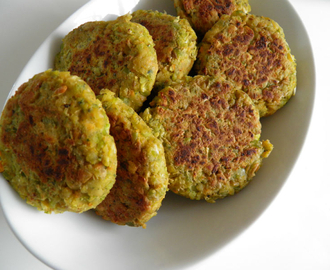 Fredagsgodt : Falafelboller med 2 sauser