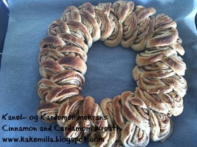 Kanel-og Kardemommekrans / Cinnamon- and Cardamom Wreath