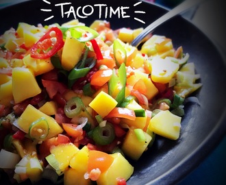 HOT MANGO SALSA