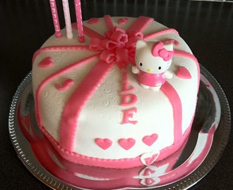 Hello Kitty kake