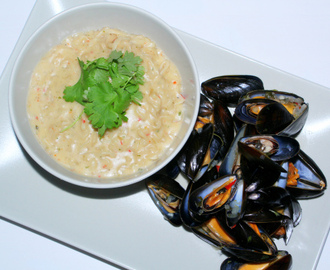 Green Curry nuddelsuppe med ferske blåskjell