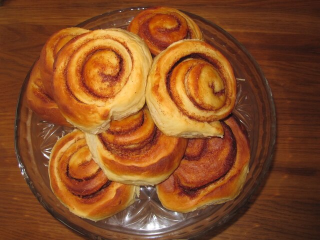 Kanelboller rett og slett