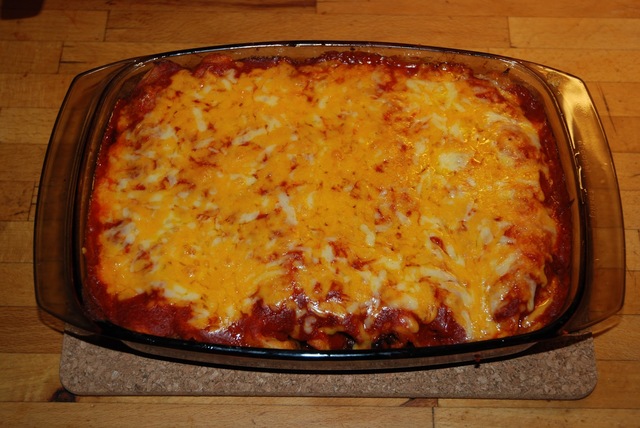 Enchiladas con chile colorado