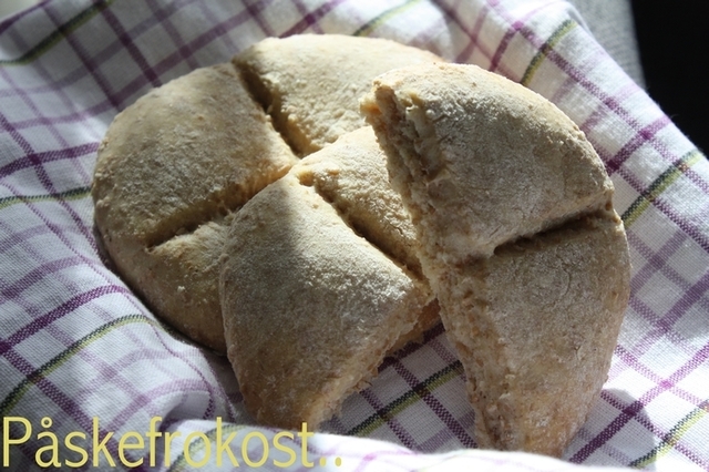 godt til påskefrokosten - scones