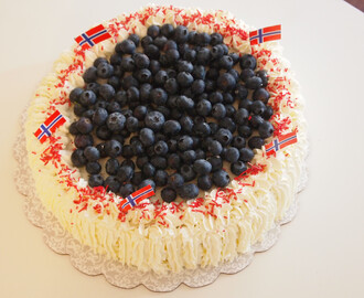 17 Mai, feiring, kake og tog :)