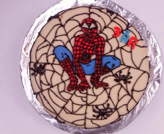 Spiderman Sjokoladekake