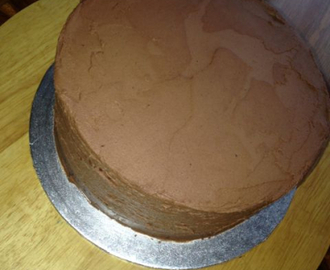 Oppskrift på luftig sjokoladekake:)