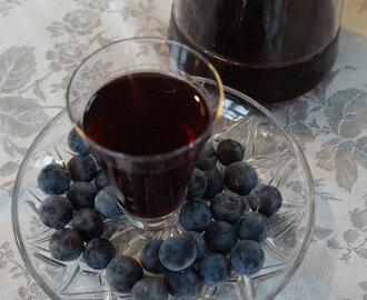 Slåpetornlikør / Sloe Gin