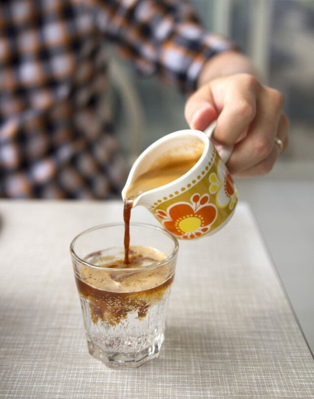 Tonic water med espresso: en forfriskende iskaffe i sommervarmen