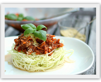 Raw pasta bolognese!