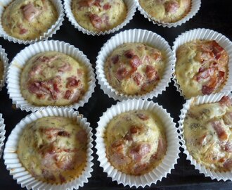 Ägg- och baconmuffins