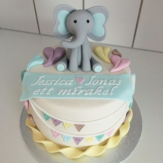 Baby shower tårta med elefant