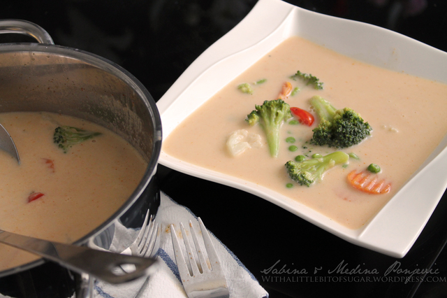 Enkel soppa med thaismak!