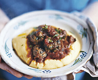 Fänkålsstekta köttbullar med polenta