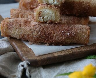 Färskostfyllda enkla churrosrolls