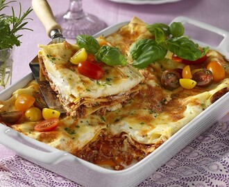 Lasagne med fetaost och färs.