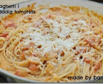 Spaghetti i gräddig tomatsås (och tips på vegetariska recept)