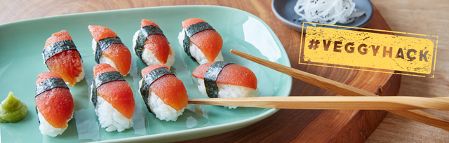 Sushi med marinerade tomater