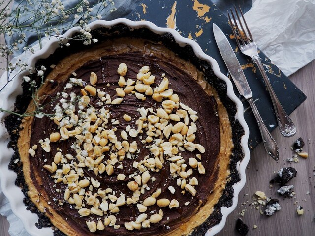 Vegan Oreo Peanut Butter Pie with Chopped Salted Peanuts