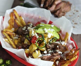 Ur arkivet: Hawaii carne asada med krispiga cheddarfries & grillad ananas pico de gallo