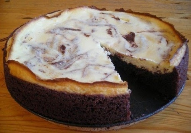 Chocolate cheesecake.