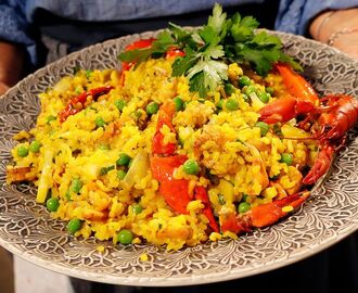 Svensk paella med kräftor och kantareller