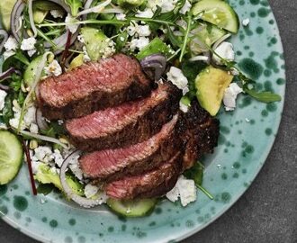 Grillad entrecôte med skön grön sallad