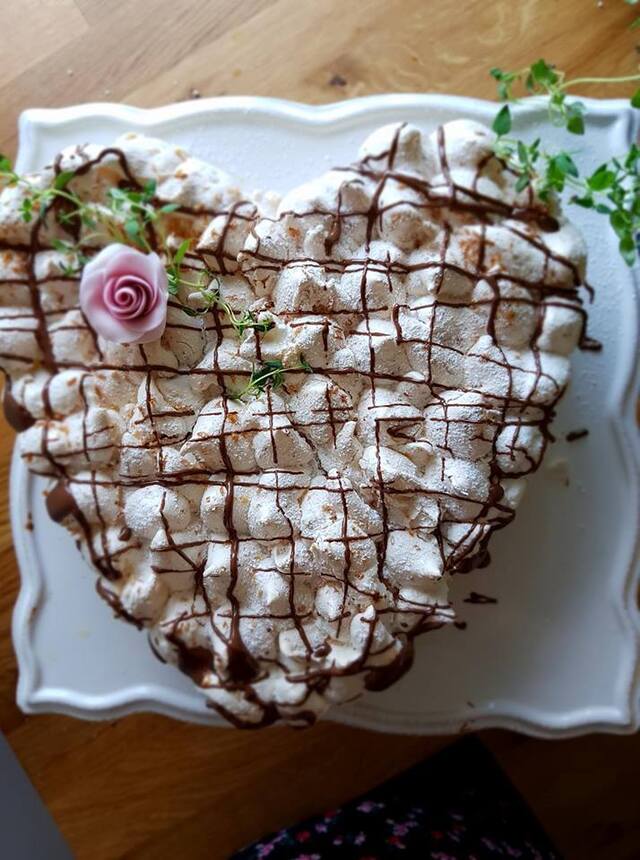 Hjärtformad Budapest tårta