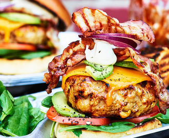Fully loaded chickenburger