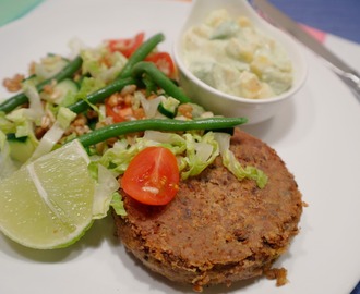 Bönbiffar med krämig avokadosallad