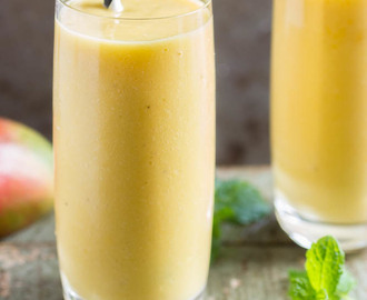 Mango & sea buckthorn smoothie